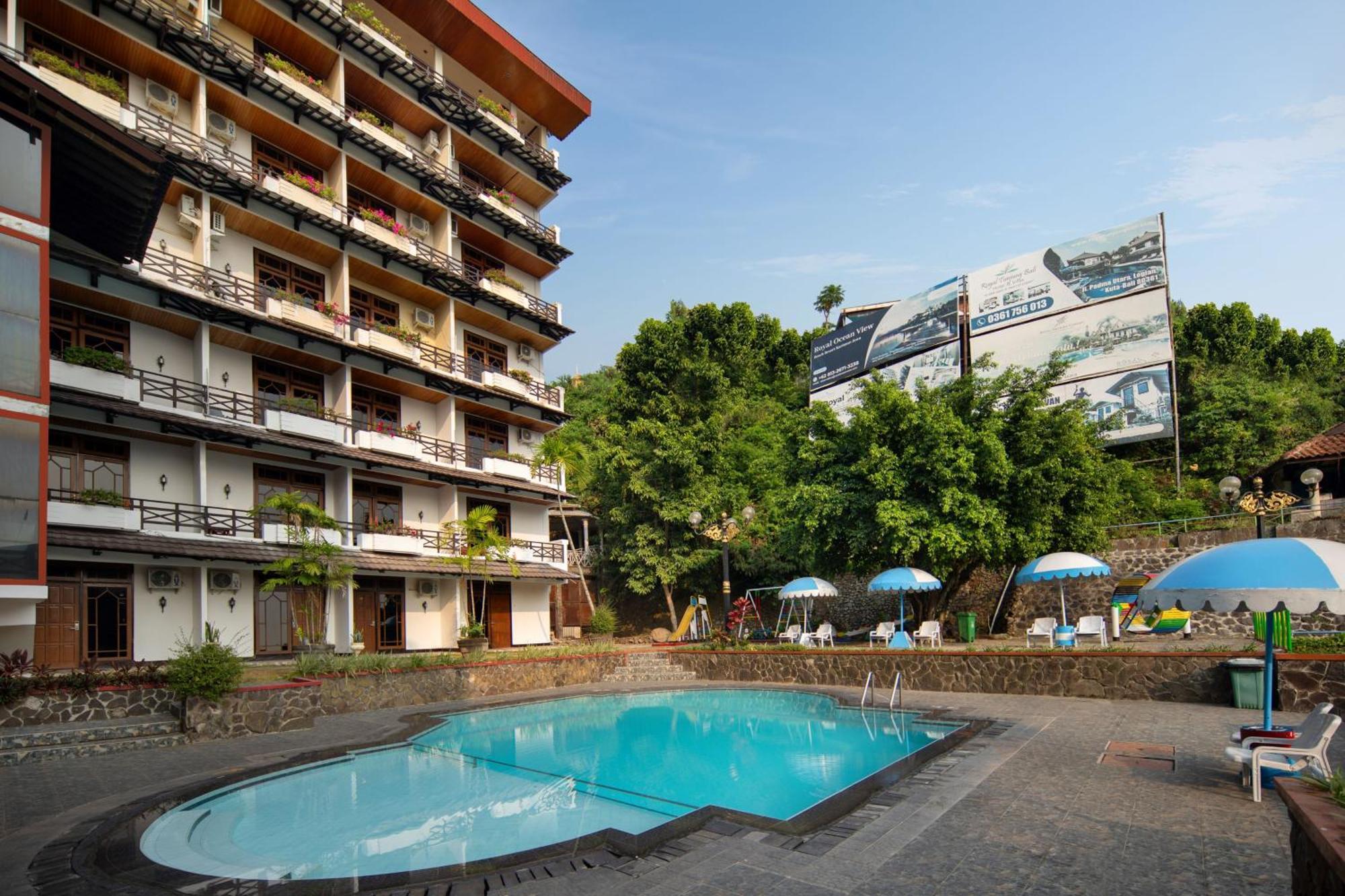 Royal Hotel Tretes Prigen Exterior photo