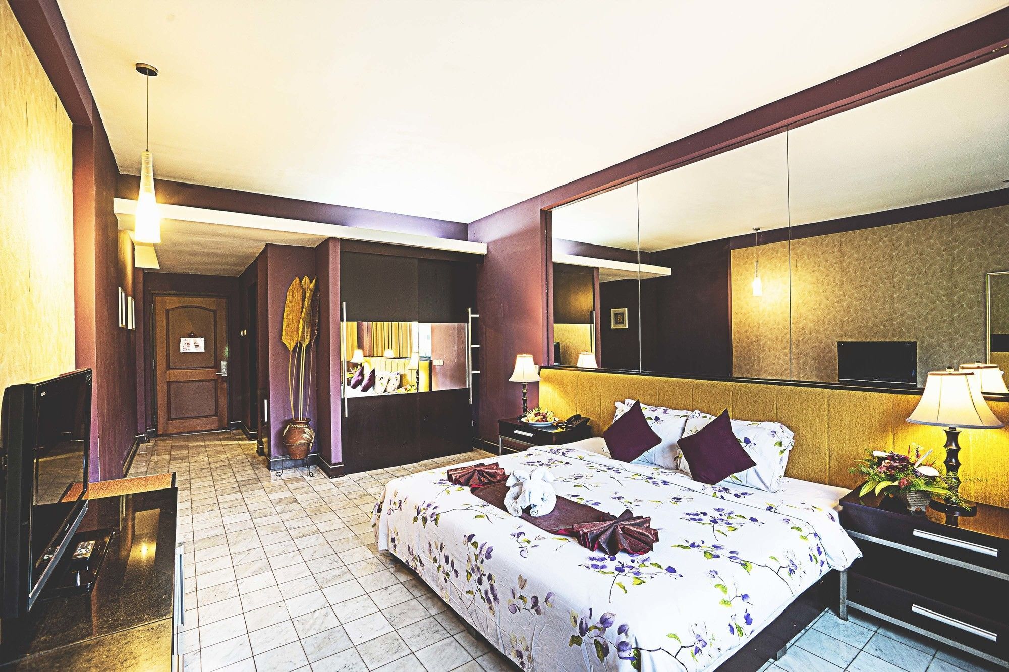 Royal Hotel Tretes Prigen Exterior photo